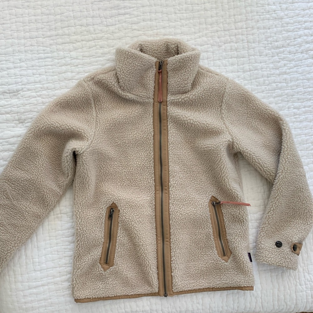 Patagonia Women’s Divided Sky Jacket size